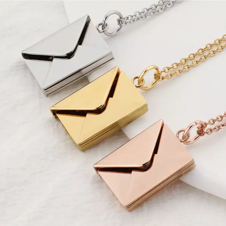 Eternal Rose Box - W/ Love Letter Necklace (Customise up to 30 Letters）