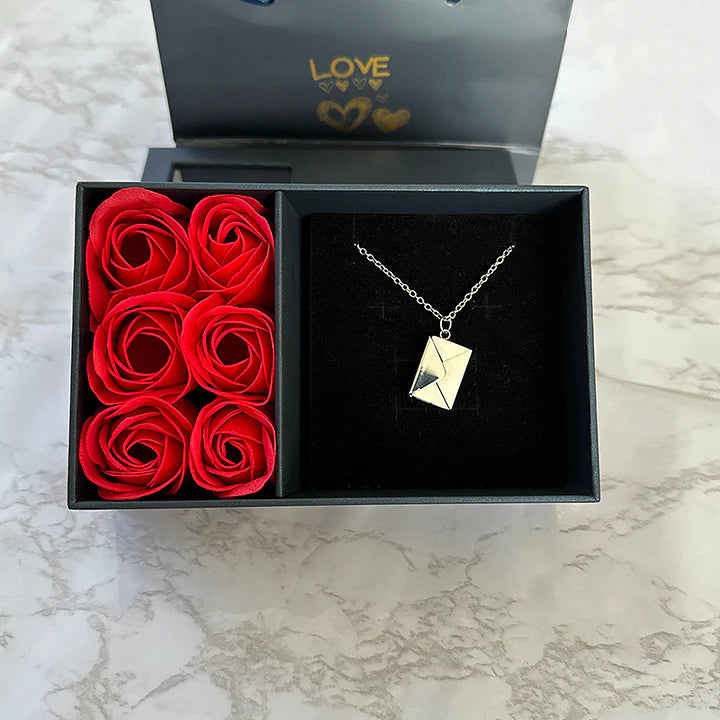Eternal Rose Box - W/ Love Letter Necklace (Customise up to 30 Letters）